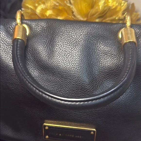 Black Leather Handbag - Picture 4 of 14